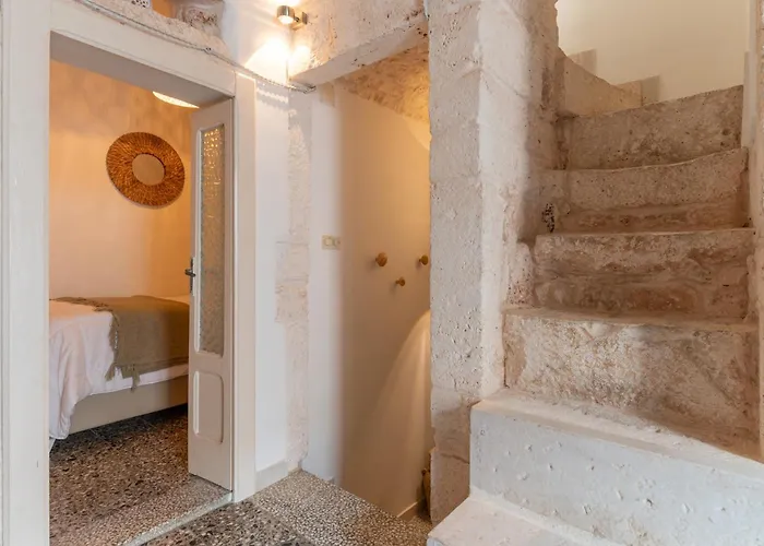 Casa Aracelli オストゥーニ